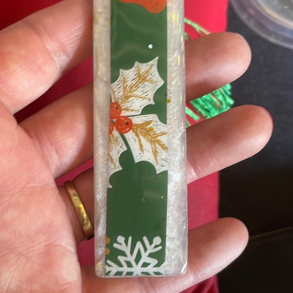 XMAS Handmade Festive Holiday Bookmark small white with green Strip - Picture 5 of 8